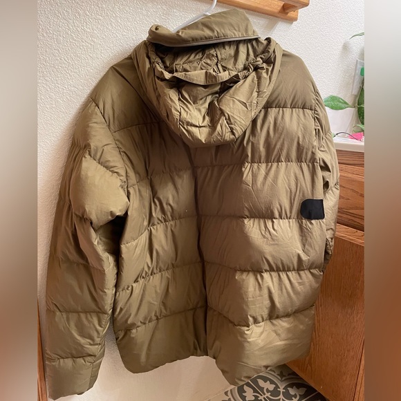 Patagonia Silent Down Jacket - Picture 3 of 15